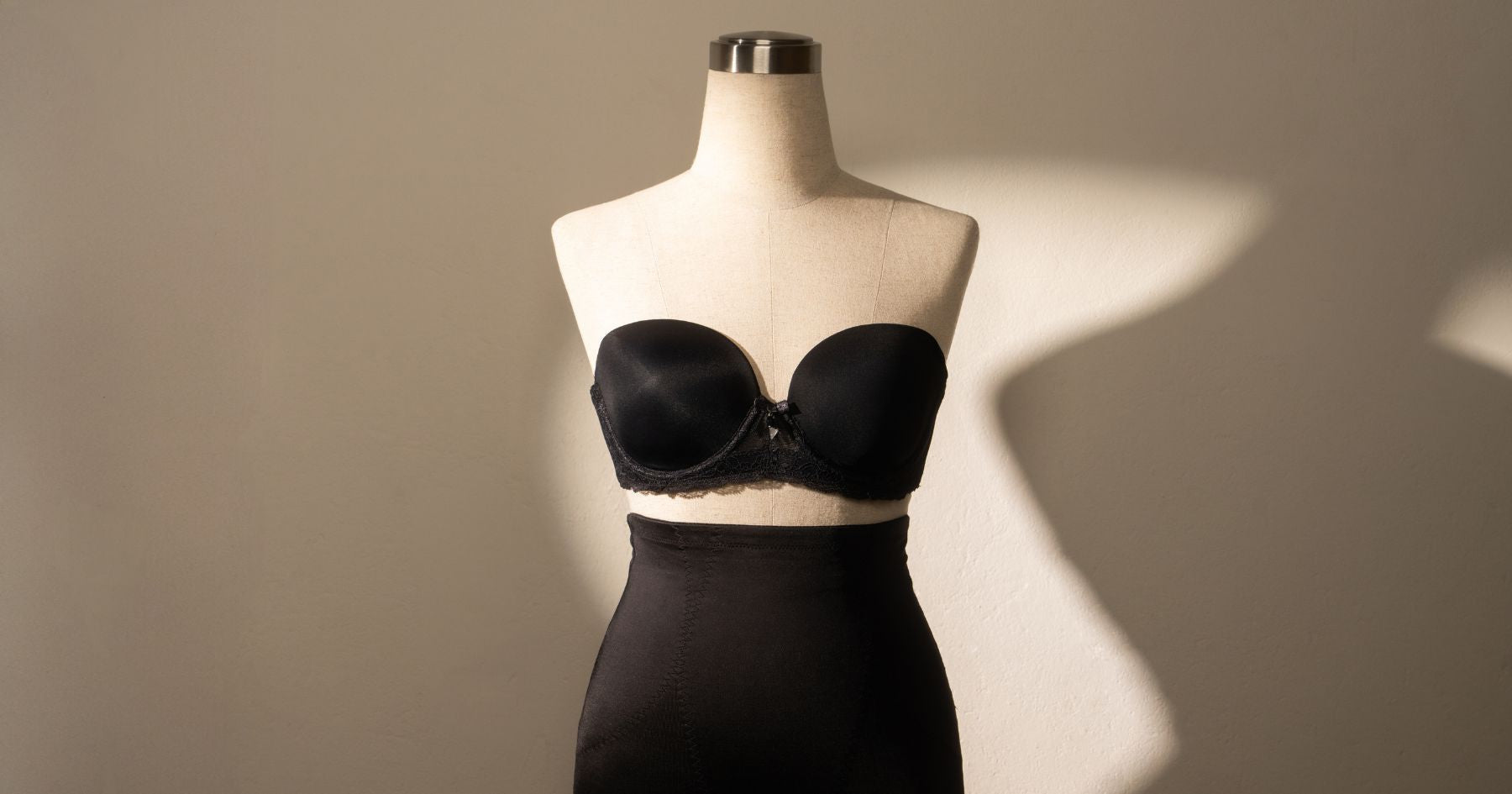 איך לבחור חזיית סטרפלס מושלמת