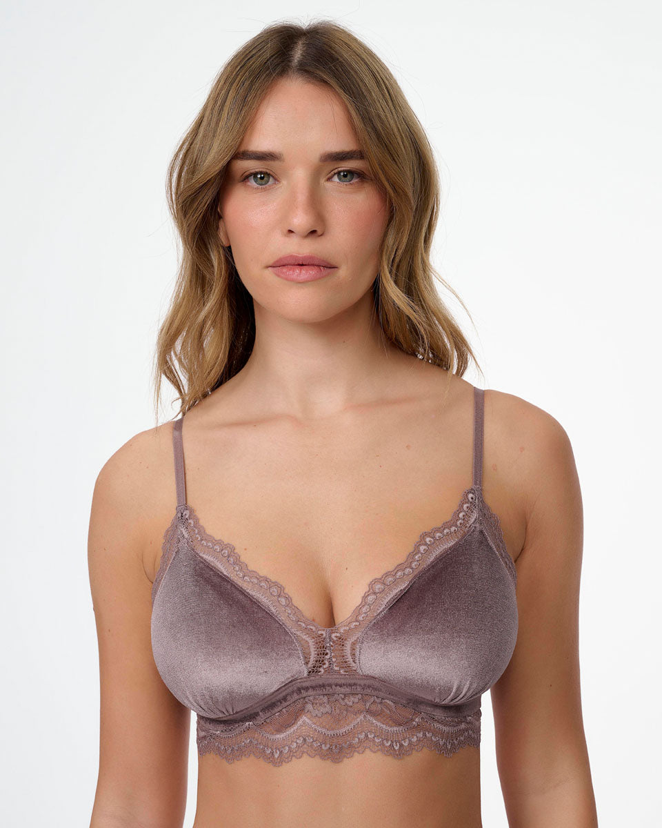 ברלט קטיפה ותחרה ללא ברזל עם קאפ פנימי קבוע