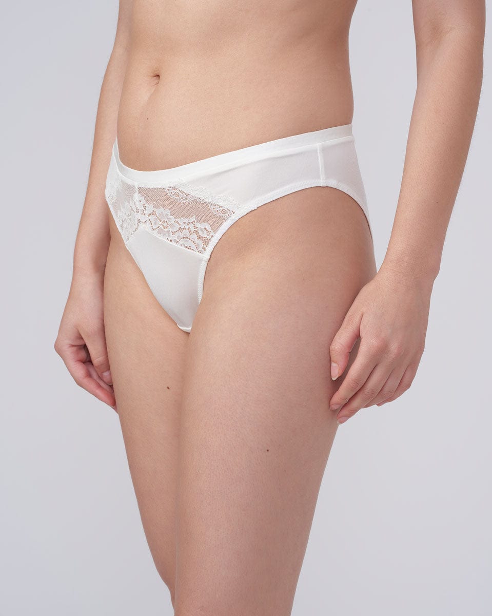 תחתון ביקיני משולב בתחרת פרחים עדינה