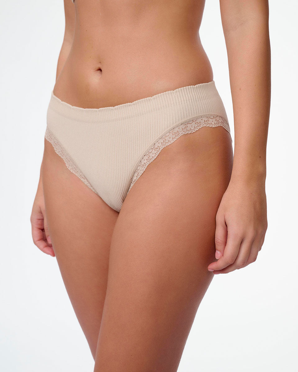 תחתון סימלס ריב ביקיני עם תחרה עדינה