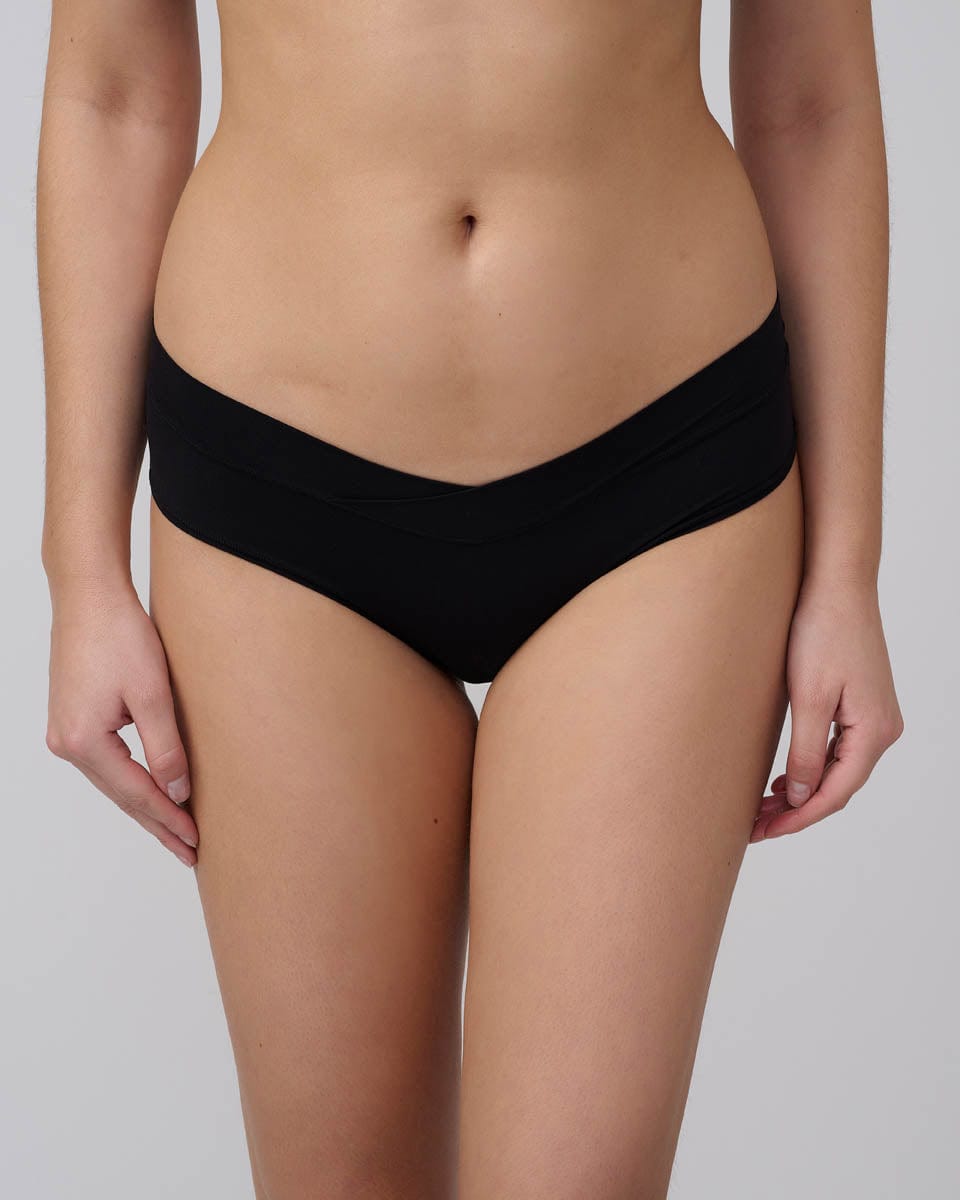 תחתון ציקי בחיתוך V CUT - BLACK – תמונה 1