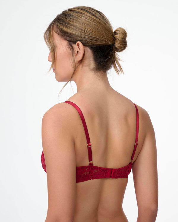 ברלט תחרה עם ברזלים ללא ריפוד במראה חזייה - RUBY RED