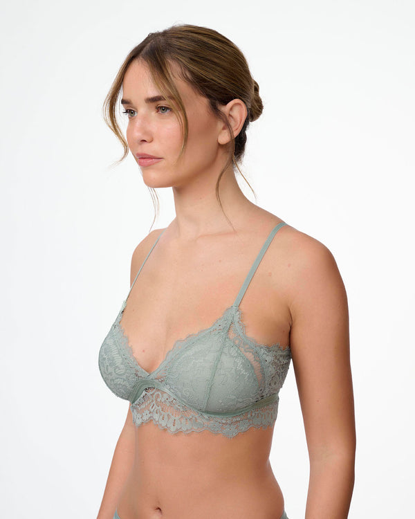 ברלט משולשים כריות מובנות מתחרה עדינה ורומנטית - BASIL