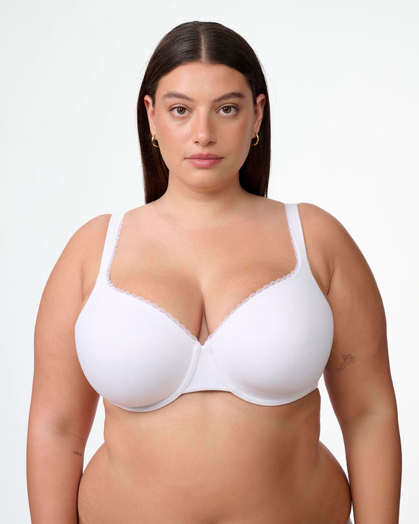 חזייה מרופדת בייסיק עם ברזלים מבדים רכים