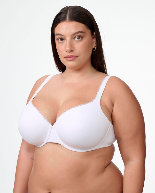 חזייה מרופדת בייסיק עם ברזלים מבדים רכים