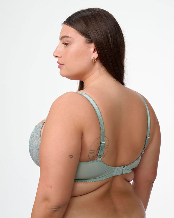 חזיית LUCIA  ללא ריפוד בגזרת בלקונט פתוחה מתחרת פרחים עשירה - BASIL