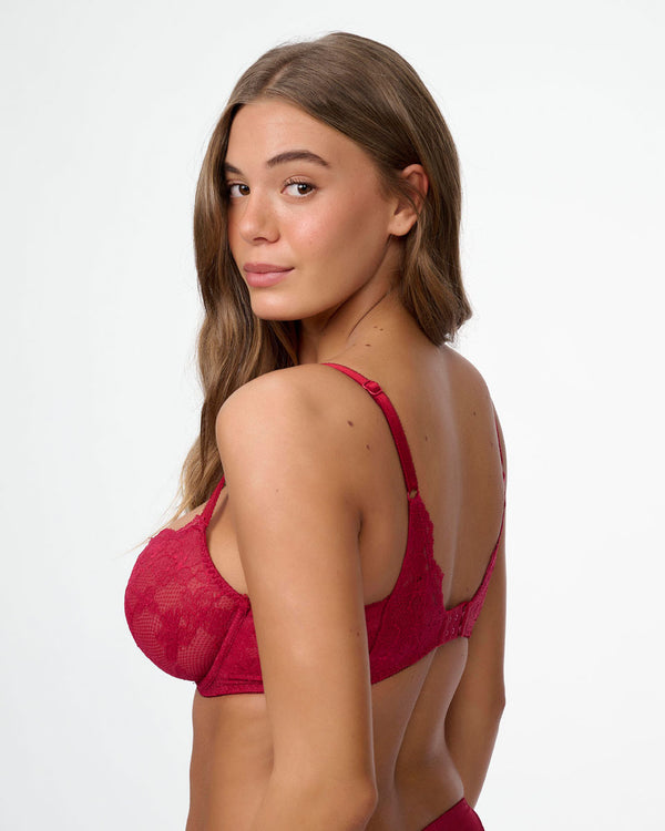 חזייה לא מרופדת עם ברזלים מתחרה במראה דרמטי - RUBY RED