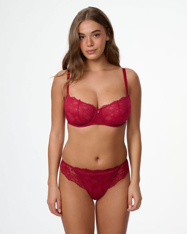 חזייה לא מרופדת עם ברזלים מתחרה במראה דרמטי - RUBY RED