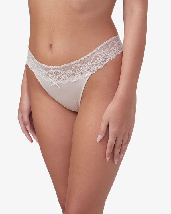 תחתון מיקרופייבר חוטיני בשילוב תחרה - NATURAL – תמונה 2