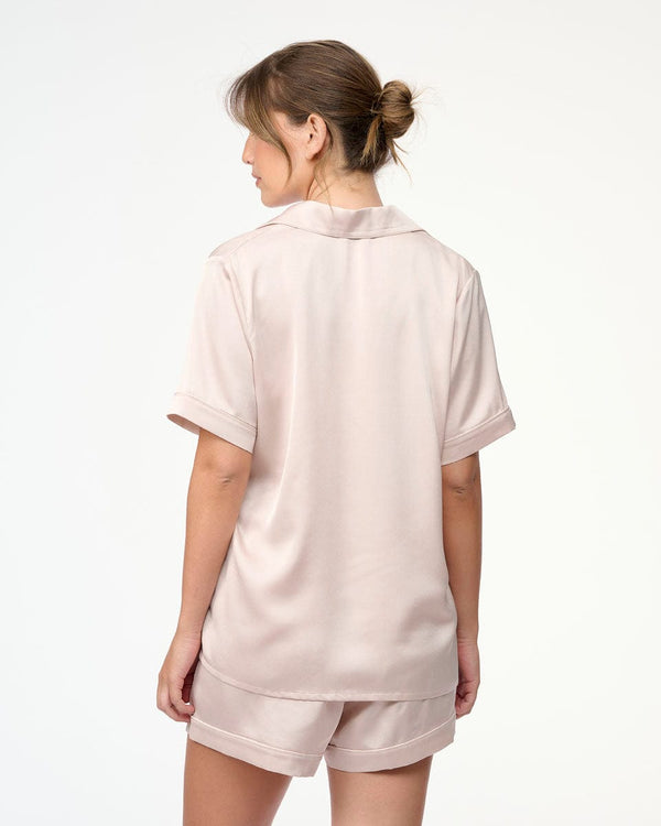 סט פיג'מה סאטן מכנסון וחולצה מכופתרת - PEARL – תמונה 3