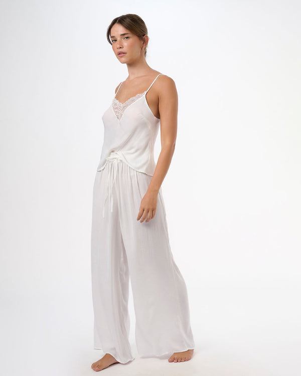 סט סאטן גופייה ומכנס ארוך