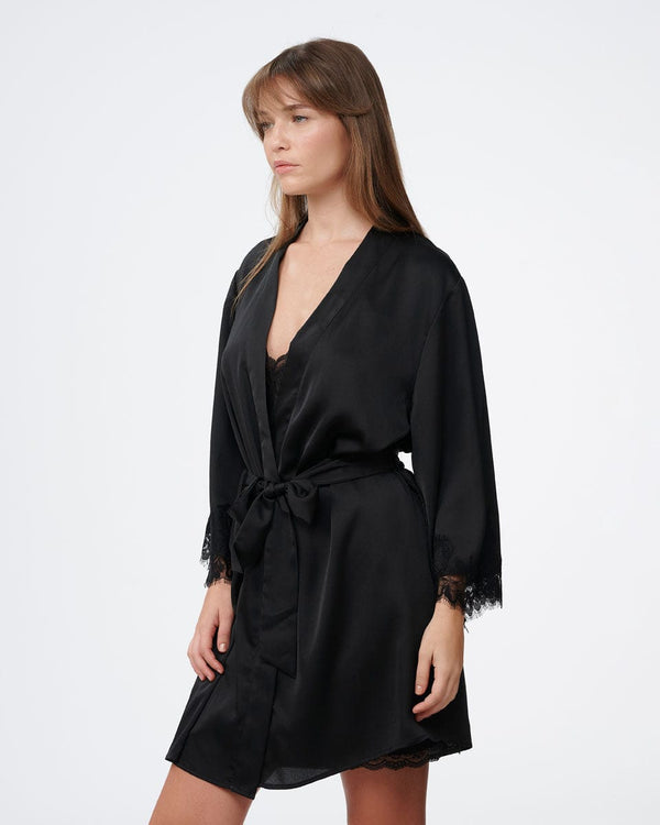 חלוק סטן משולב תחרה עשירה במכפלת בשרוול - BLACK – תמונה 3