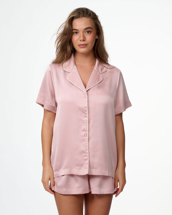 סט פיג'מה סאטן קצר במראה משוחרר - DEEP BLUSH