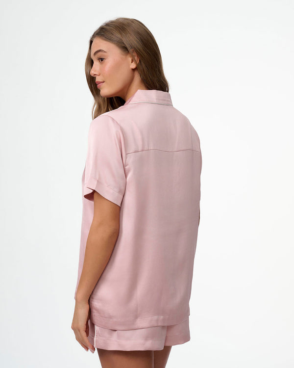 סט פיג'מה סאטן קצר במראה משוחרר - DEEP BLUSH