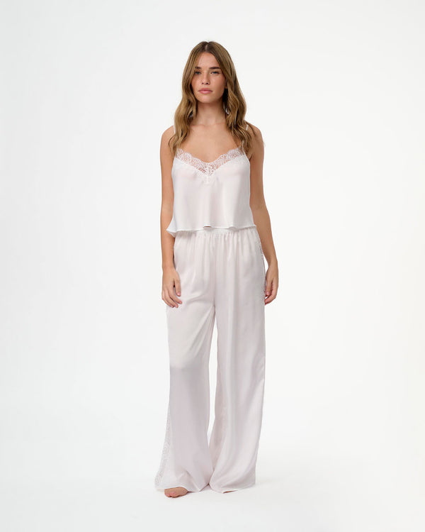סט סאטן של גופייה קצרה ומכנס ארוך בשילוב תחרה - IVORY