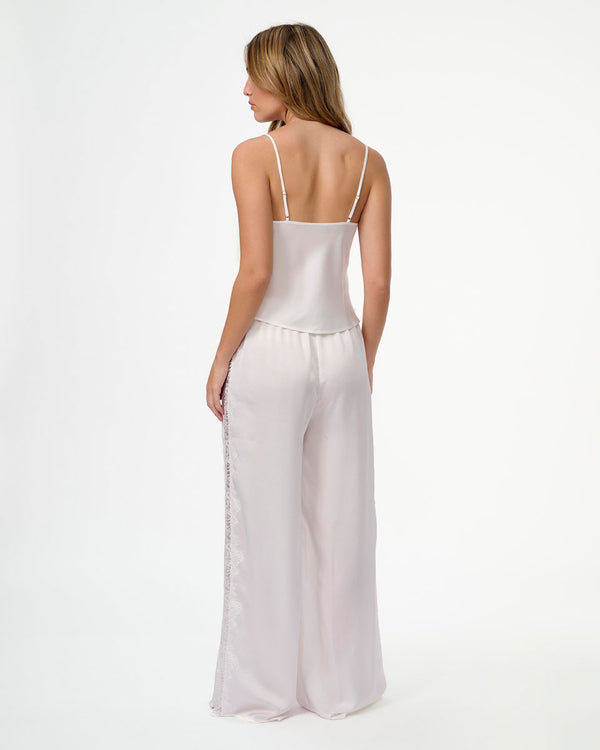 סט סאטן של גופייה קצרה ומכנס ארוך בשילוב תחרה - IVORY