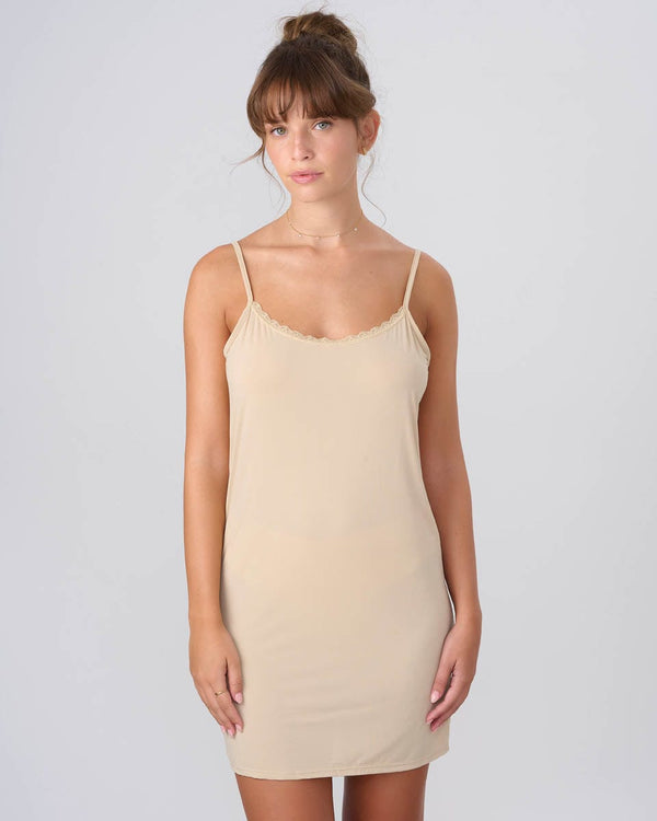 שמלת קומביניזון דקה ללבישה כתחתית מתחת להלבשה - NUDE – תמונה 1