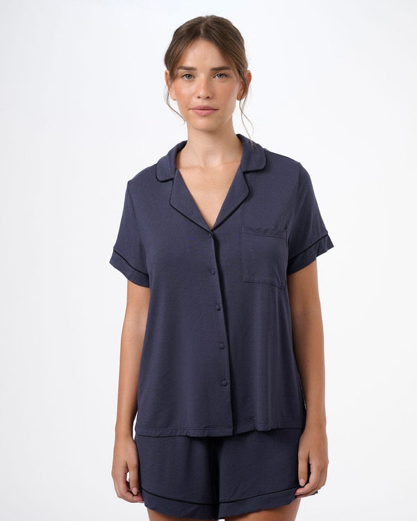 סט פיג'מה ויסקוזה מכנסון וחולצה מכופתרת