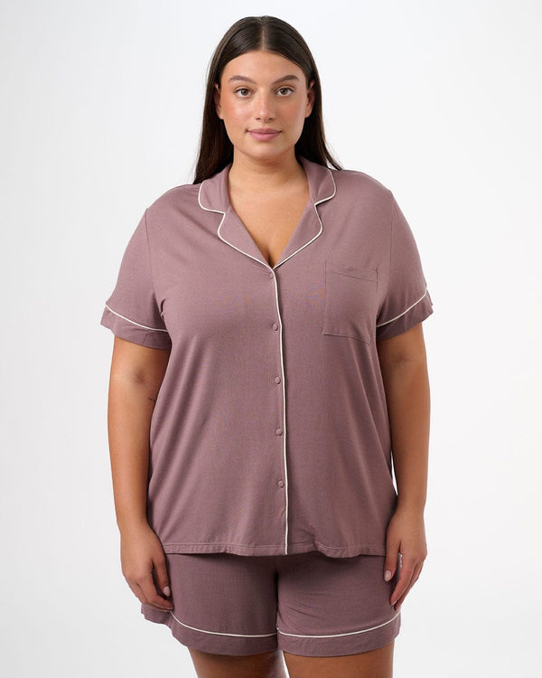 סט פיג'מה ויסקוזה מכנסון וחולצה מכופתרת