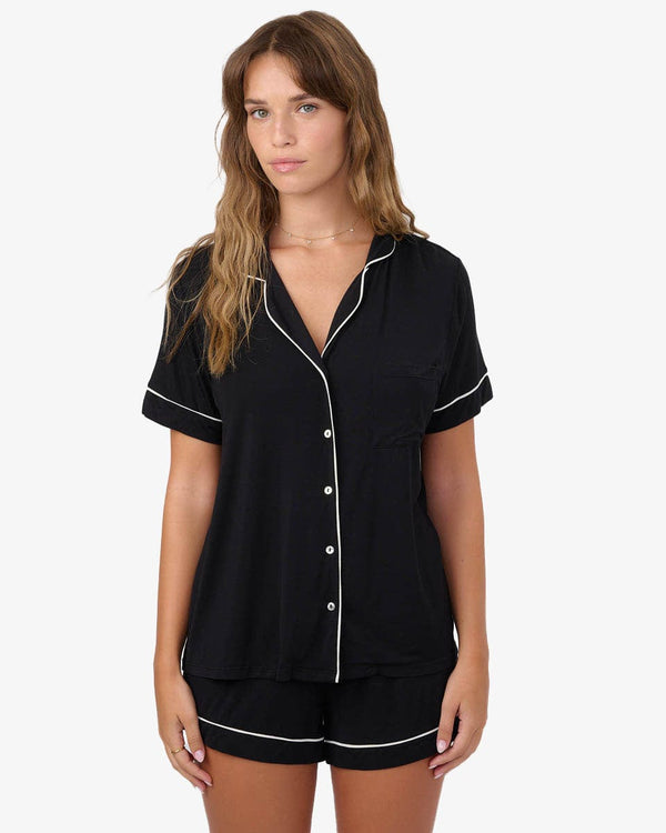 סט פיג'מה ויסקוזה מכנסון וחולצה מכופתרת - BLACK – תמונה 1