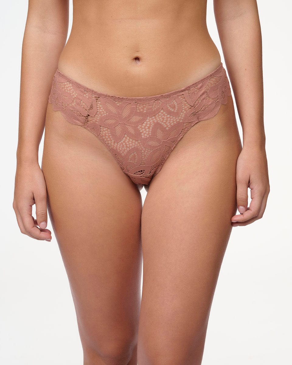 תחתון ברזילאי  מתחרת קרושה - AMBER – תמונה 1