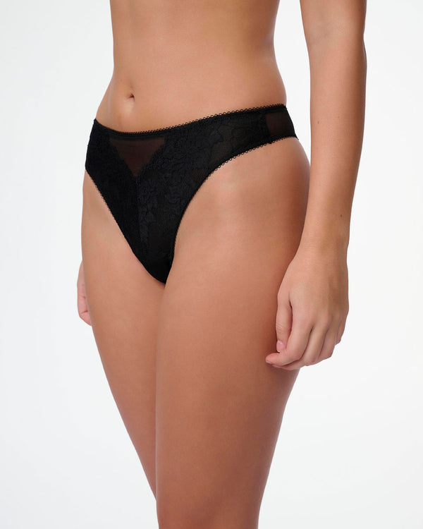 תחתון חוטיני תחרה ורשת - BLACK