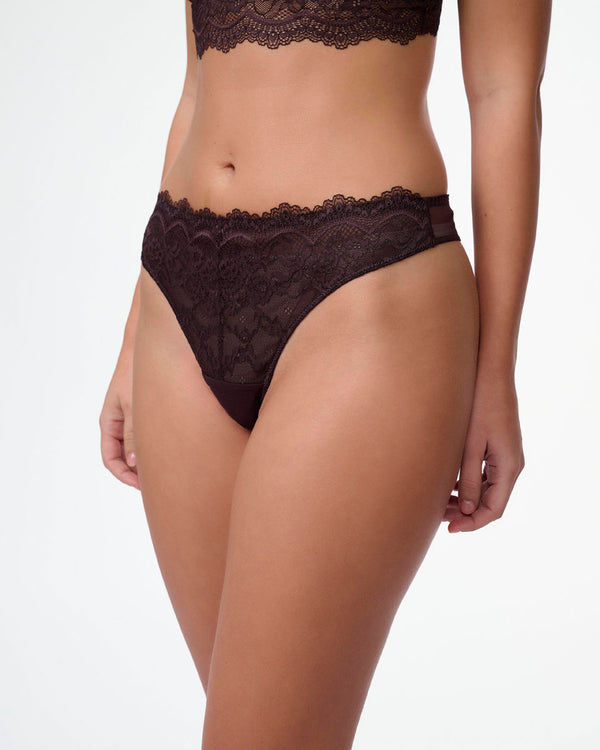 תחתון חוטיני גבוה תחרה בשילוב רשת - BERRY