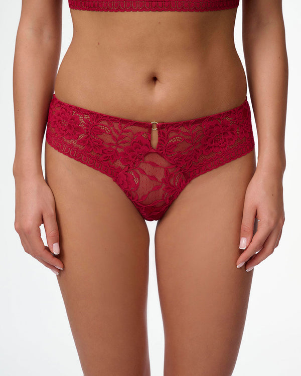 תחתון ביקיני תחרה עשיר עם אביזר זהב עגול - RUBY RED