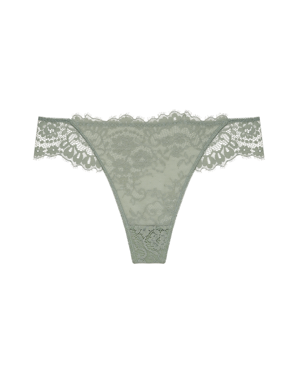 תחתון בגזרת חוטיני מתחרה עדינה ורומנטית - BASIL