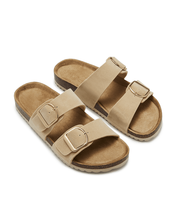 נעל בית מבד דמוי זמש עם אבזמי זהב מט - OATMEAL – תמונה 1