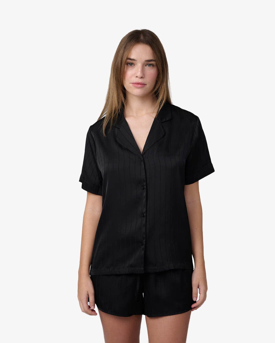 סט פיג'מה סאטן פסים - BLACK – תמונה 1