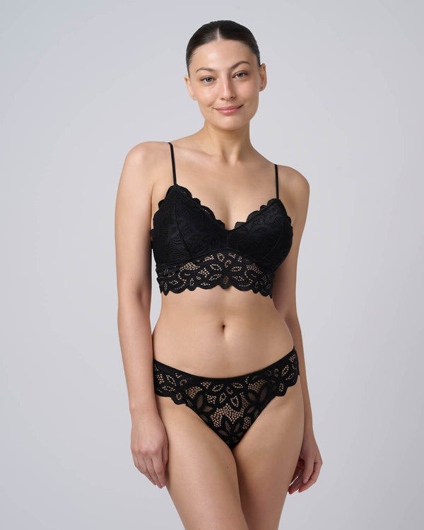 תחתון ברזילאי  מתחרת קרושה