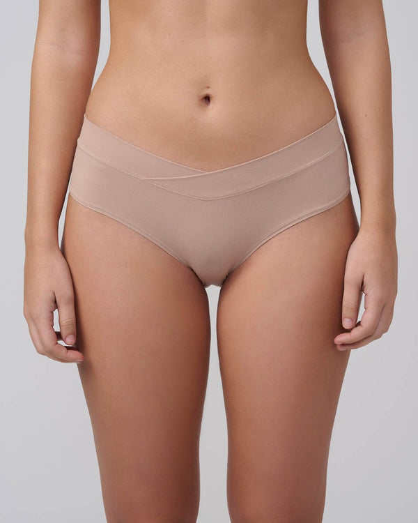 תחתון ציקי בחיתוך   V CUT - NUDE – תמונה 1